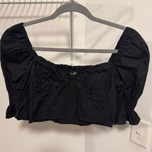 Black H&M short sleeve crop top